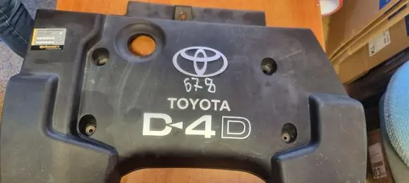 Toyota Corolla Verso E121 Engine cover (trim)