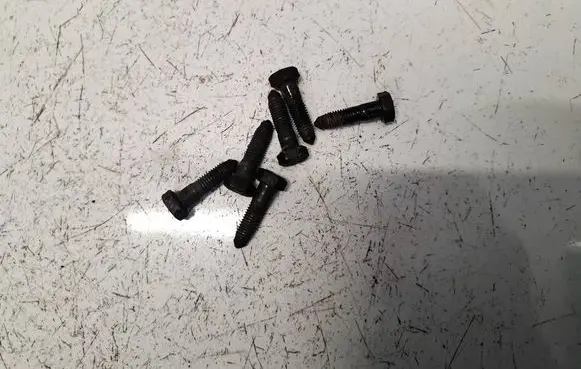 Opel Vectra B Nuts/bolts