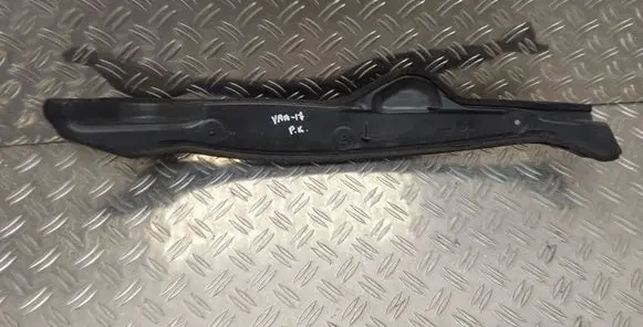 Toyota Yaris Fender end trim 538280D100
