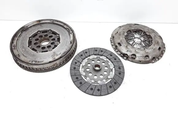 Volvo S60 Clutch set kit 415071910 324042310 124040310