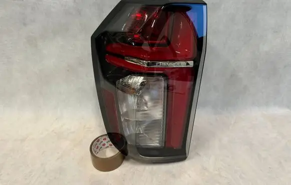 Chevrolet Suburban Rear/tail lights 84849416 812661283