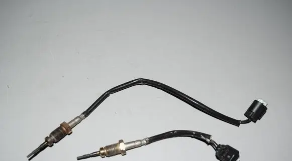 BMW X3 E83 Exhaust gas temperature sensor
