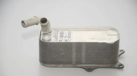 BMW i3 Transmission/gearbox oil cooler 7623685