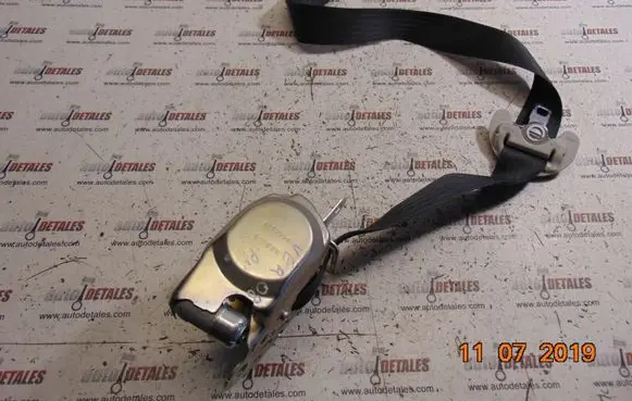 Toyota Corolla Verso AR10 Front seatbelt L153004