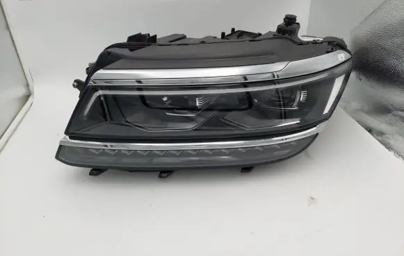 Volkswagen Tiguan Headlight/headlamp 5NB941081D 030110123508