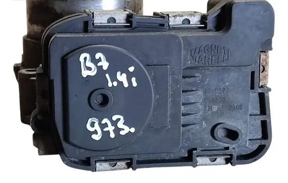 Volkswagen PASSAT B7 Throttle valve 03C133062AA
