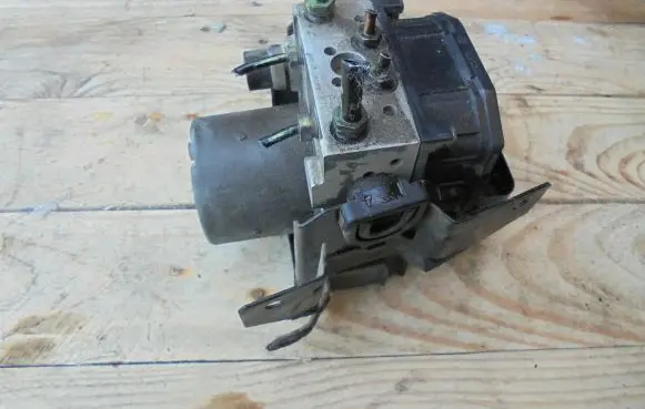 Maserati Quattroporte ABS Pump 0265950064