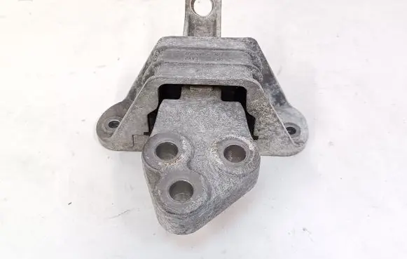 Opel Ampera Engine mount bracket 20969909