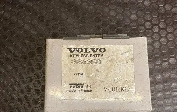 Volvo S40, V40 Other control units/modules 30822506