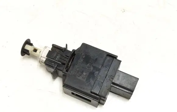 Volvo XC90 Brake pedal sensor switch 8622064