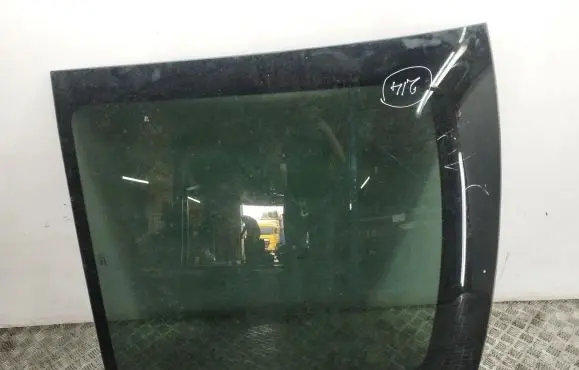 Nissan Qashqai Sunroof glass 