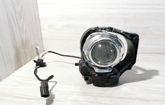 Toyota Auris E180 Headlight part 8566330030 3160011690 47U022R326518