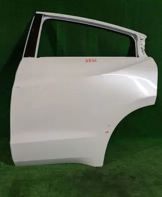 Honda HR-V Rear door