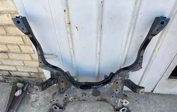 Lexus LBX Front subframe DVDD