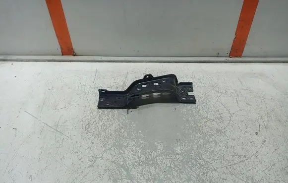 BMW X1 U11 Radiator support slam panel bracket 8737260