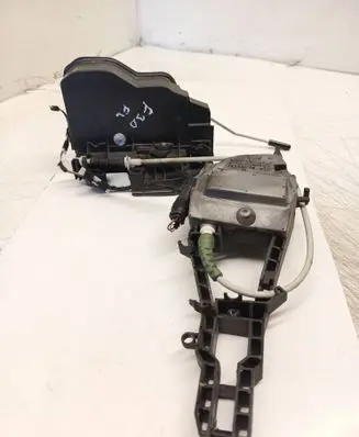 BMW 3 F30 F35 F31 Rear door lock 053702