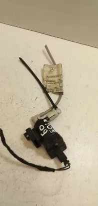 Mercedes-Benz CLK A209 C209 Turbo solenoid valve A2038000178 2038000178