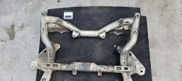 Mercedes-Benz E W212 Front subframe A212628062 PA212628062