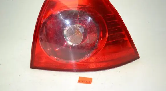 Volkswagen Golf V Rear/tail lights 1K6945096E 00296810 028490202C