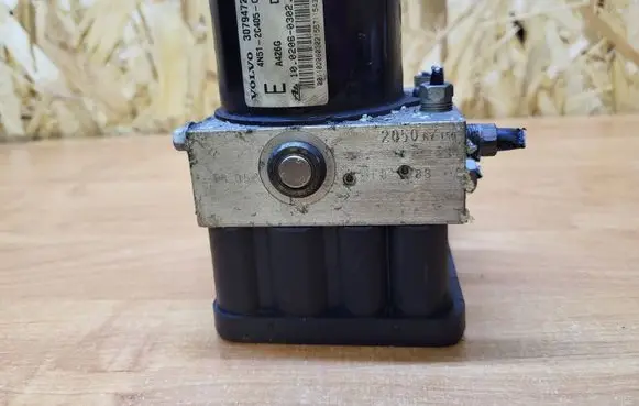 Volvo S40 ABS Pump 4N512C405GB 30794728 10020603024