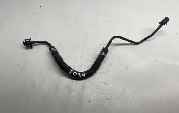 Ford Fusion Engine coolant pipe/hose DG938W005