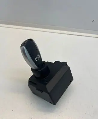 Infiniti Q30 Ignition lock A2469050703 10046417