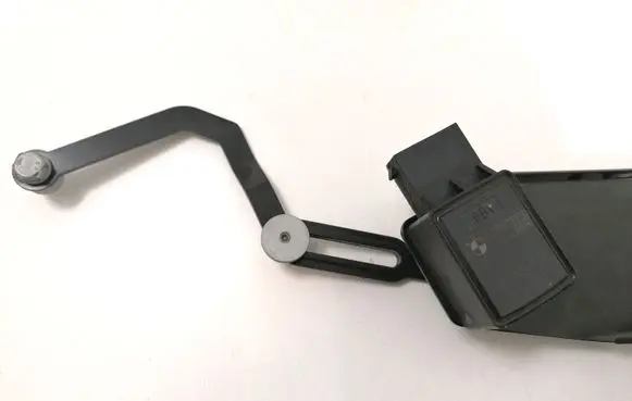 BMW 7 E65 E66 Tailgate sensor 8268997