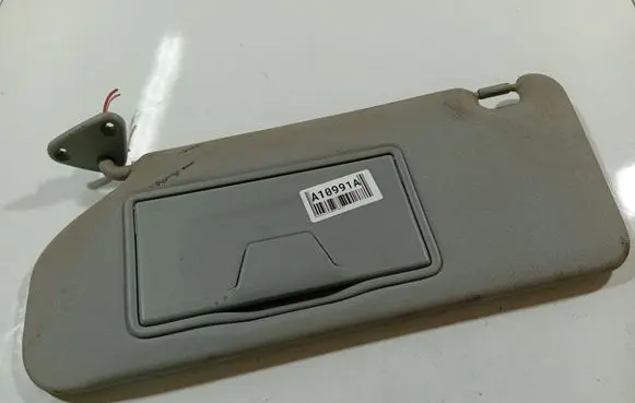 Mitsubishi Outlander Sun visor 