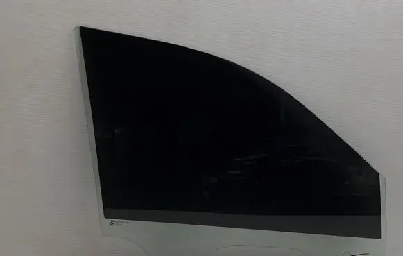 Jeep Grand Cherokee WL Front door window glass four-door 68449556AB 43R0115133 556AB