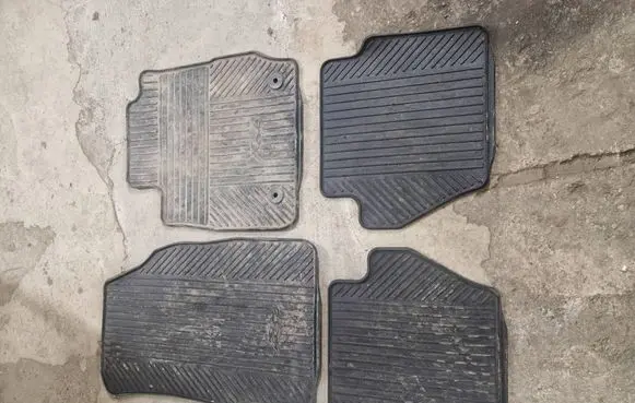 Ford Fiesta Car floor mat set 