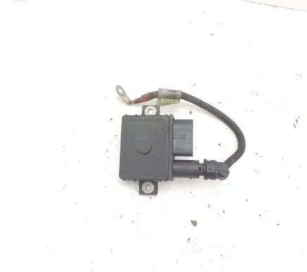 BMW 1 E81 E87 Glow plug pre-heat relay 0522120703 758091901D