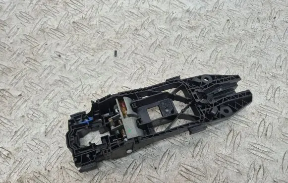Volkswagen Polo V 6R Rear door exterior handle/bracket 5N0839885H