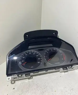 Volvo V70 Speedometer (instrument cluster) 31254540AA 69199680U