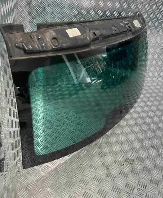 Volkswagen Touareg I Rear windscreen/windshield window 750100001