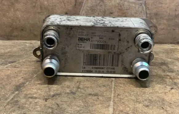 Mercedes-Benz SLK R172 Gearbox / Transmission oil cooler A0995002300