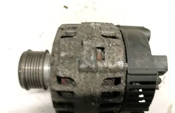 Volkswagen Golf IV Generator/alternator 038903023R SG9B015