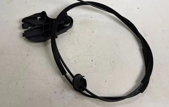 Audi A3 S3 8V Engine bonnet/hood lock release cable 8V1823633