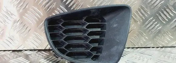 Mazda 2 Front bumper lower grill D65150C21 K3006