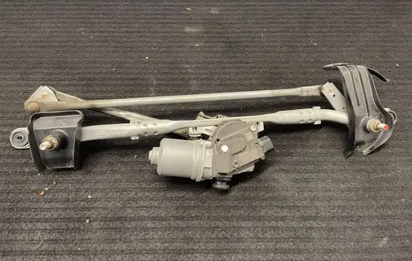 Toyota RAV 4 (XA50) Front wiper linkage and motor 8511042270