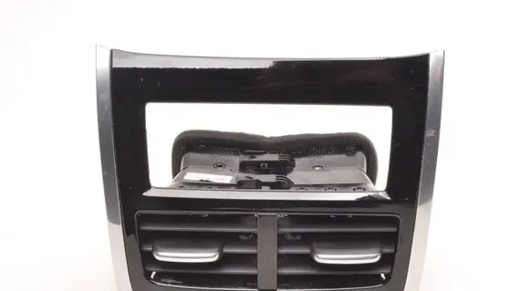 Volvo V60 Dash center air vent grill 31365120