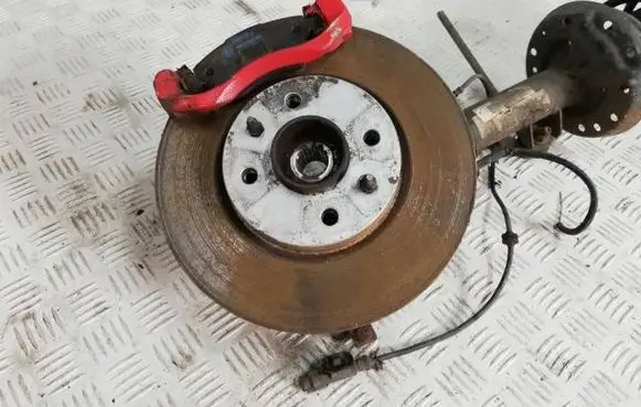 Alfa Romeo Mito Front wheel hub spindle knuckle