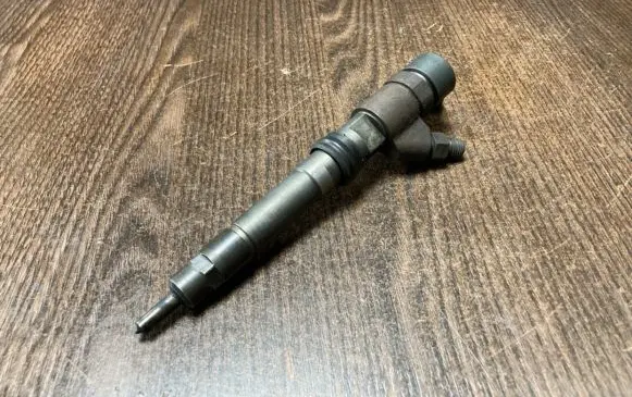 Iveco Daily 3rd gen Fuel injector 0445120036