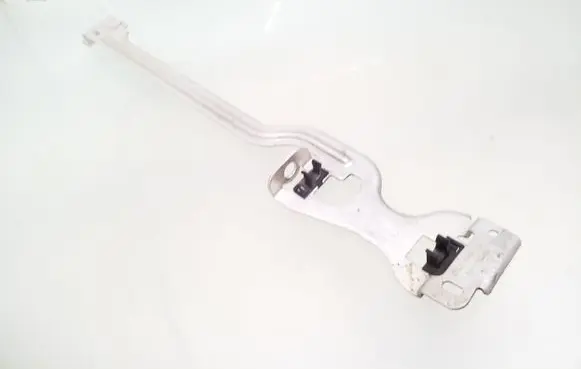 Radiator mount bracket