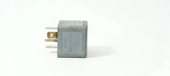 Audi A6 S6 C5 4B Other relay 443951253K