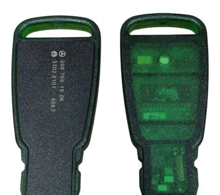 Mercedes-Benz CLK A208 C208 Ignition key/card A2087661906 11203544