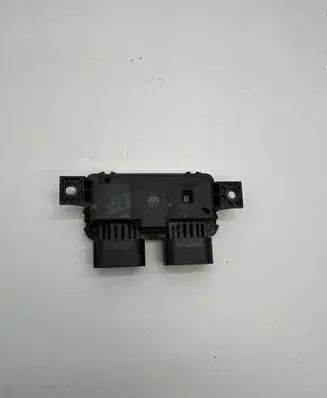 Mercedes-Benz Sprinter W907 W910 Fuel injection pump control unit/module A0009008214 A0009015004 A0009015303