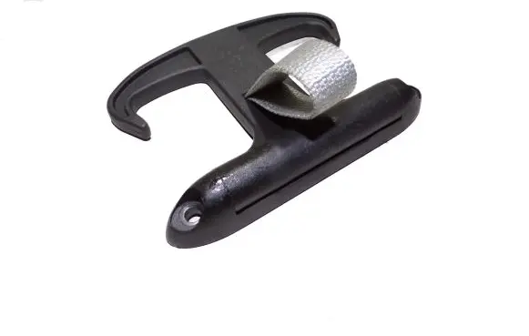 Audi A4 S4 B6 8E 8H Tie down hook / loop 6Y5867615