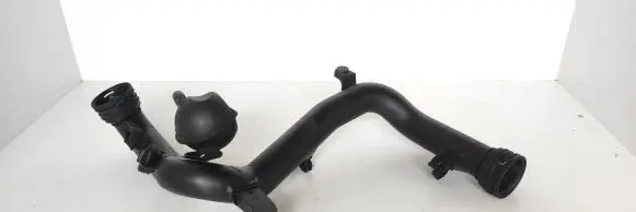 Volkswagen Jetta V Intercooler hose/pipe 1K0145762BP 1K0145770AA