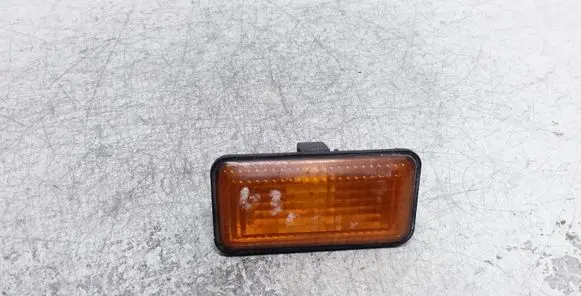Volkswagen Golf III Front fender indicator light AK2858040 1H0949117A
