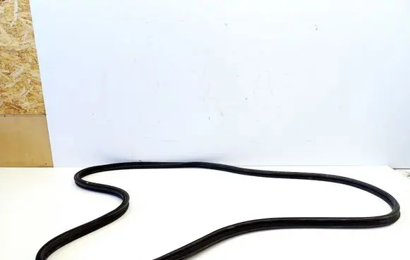 KIA Xceed Trunk rubber seal (body) 
